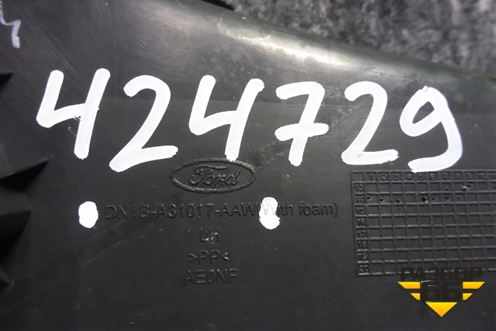 Обшивка стойки задняя нижняя левая (DN1BA31017AAW) для Ford EcoSport с 2014г