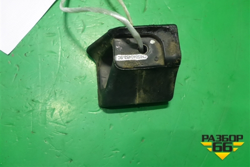 Отбойник двери багажника (верхний правый) (CN15B40452BC) для Ford EcoSport с 2014г