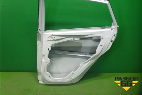 Дверь задняя правая (седан) (8A61A24704AE) для Ford Fiesta с 2008-2015г