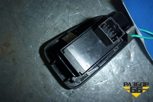 Кнопка стеклоподъёмника задняя правая для Fiat Bravo с 2006г
