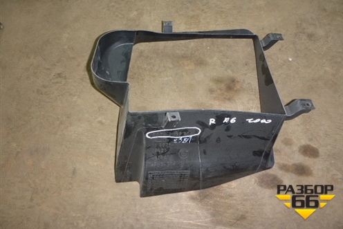 Воздухозаборник радиатора КПП (правый новый) (51742159354) для BMW X6 E71 с 2008-2014г