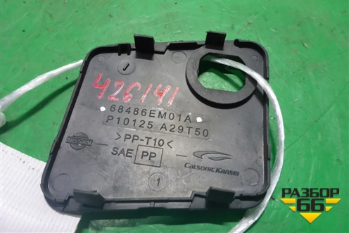 Накладка на торпедо (на датчик света) (68486EM01A) для Nissan Tiida (C11X) с 2004-2013г