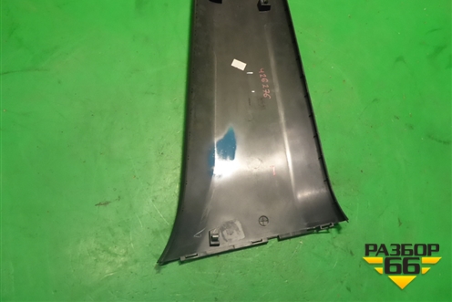 Обшивка стойки центральная нижняя левая (6RU867297) для Volkswagen Polo (седан) с 2010г (Поло)