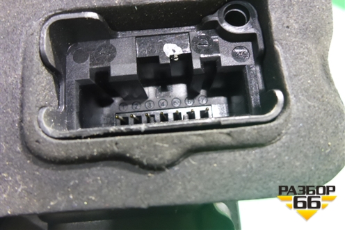 Замок двери задней левой (7 контактов) (6RF839015) для Volkswagen Polo (седан) с 2010г