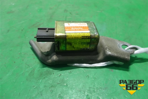 Датчик AIR BAG (левый) (8983448010) для Lexus RX 300/330/350 с 2003-2009г
