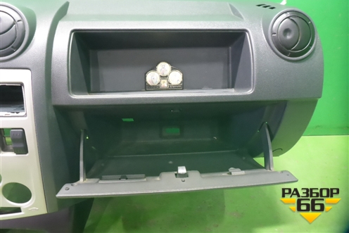 Торпедо не под AIR BAG (до 2009г) (681008951R) для Renault Logan с 2004-2015г