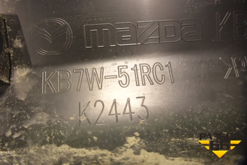 Накладка двери задней правой (KB7W51RC1) для Mazda CX 5 с 2017г