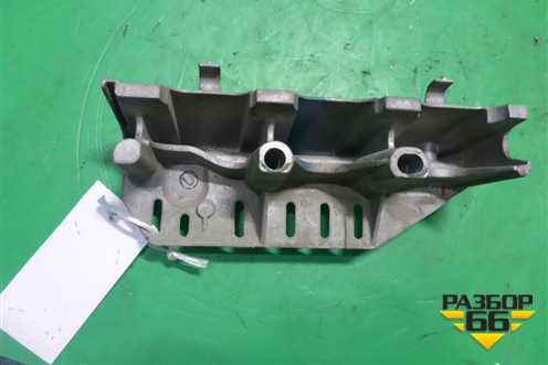 Кронштейн впускного коллектора ( 2.0л F4RA400) (7700110112) для Renault Duster I с 2010-2021г