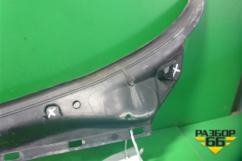 Решетка стеклоочистителей (51717206135) для BMW X5 E70 с 2007-2013г
