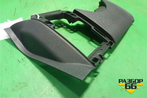 Накладка на торпедо (под рулём) (13204947) для Opel Corsa D с 2006-2014г