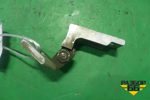 Петля двери передней правой верхняя (13180564) для Opel Corsa D с 2006-2014г