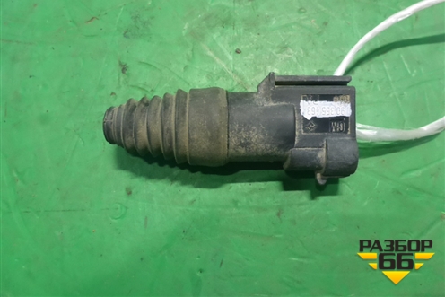 Выключатель концевой (на капот) (90355463) для Opel Corsa D с 2006-2014г