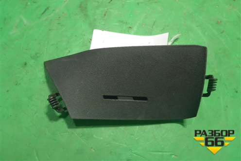Накладка внутренняя (справа у торпедо) (13315870) для Opel Corsa D с 2006-2014г