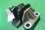 Опора КПП левая (1.2л Z12XEP РКПП) (13130745) для Opel Corsa D с 2006-2014г