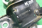 Опора КПП левая (1.2л Z12XEP РКПП) (13130745) для Opel Corsa D с 2006-2014г
