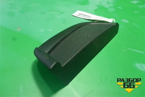 Накладка заднего крыла правого (хетчбэк) (95477389) для Chevrolet Cruze c 2009-2015г