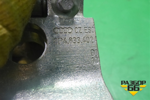 Петля двери задней правой верхняя (новая) (8P4833402A) для Audi A3 (8PA) 2003-2013г Sportback 