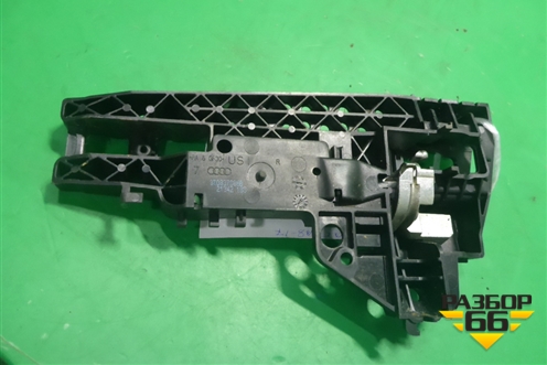 Кронштейн ручки наружной (передней правой) (8T0837886B) для Audi Q5 c 2008-2017г