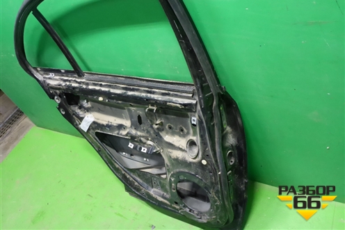 Дверь задняя левая (седан) (2117300705) для Mercedes Benz E-Klass W211 c 2002-2009г