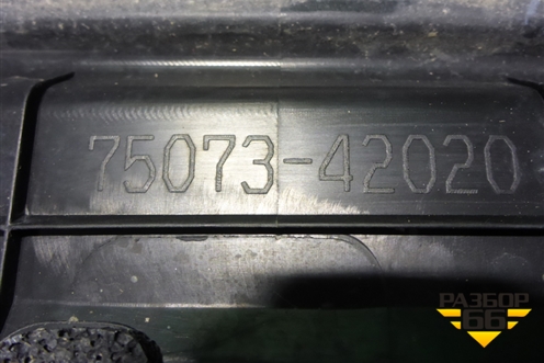 Накладка двери передней правой (после 2015г) (7507342020) для Toyota Rav-4 с 2012-2019г