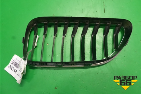 Решетка радиатора правая (51137370392) для BMW 6-серия F06 с 2011г