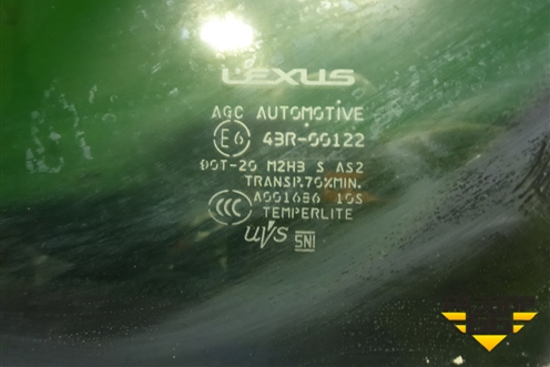 Стекло глухое правое (6271048310) для Lexus RX 350 c 2015г