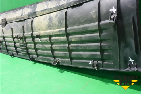 Накладка заднего бампера (После 2015г) (5216260110) для Toyota Land Cruiser (200) с 2008г (Ленд Крузер)