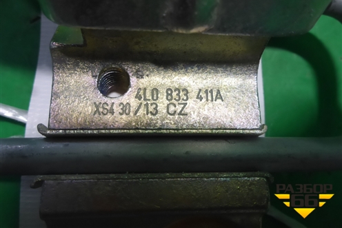 Петля двери задней левой нижняя (новая) для Audi Q7 c 2005-2015г