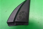 Накладка двери передней правой уголок (6749105060) для Toyota Avensis с 2003-2009г