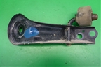 Кронштейн задней балки правый (задний) (5220320040) для Toyota Avensis с 2003-2009г
