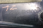 Накладка двери задней левой (уголок) (822918H300) для Nissan X-Trail (Т30) с 2000-2007г