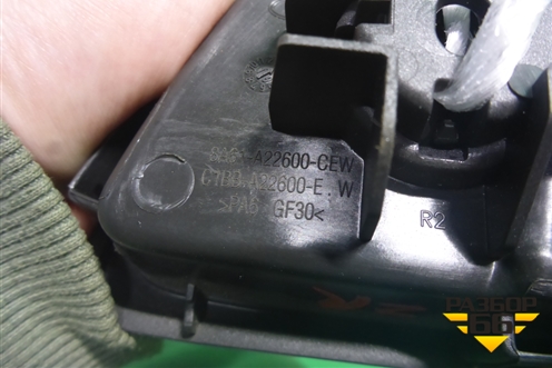 Ручка внутренняя двери задней правой (с хромом) (8A61A22600CEW) для Ford Fiesta с 2008-2015г