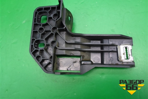 Кронштейн (крепления консоли правый) (3C1863143) для Volkswagen Passat (B6) с 2005-2010г