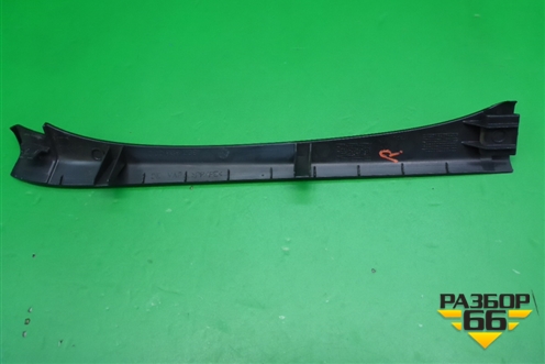 Накладка на торпедо (вертикальная правая) (3C0863238) (3C0868238) для Volkswagen Passat (B6) с 2005-2010г