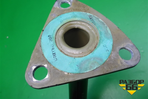 Петля крышки багажника правая (3C5827302) для Volkswagen Passat (B6) с 2005-2010г