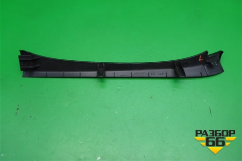 Накладка на торпедо (вертикальная левая) (3C0868237) для Volkswagen Passat (B6) с 2005-2010г