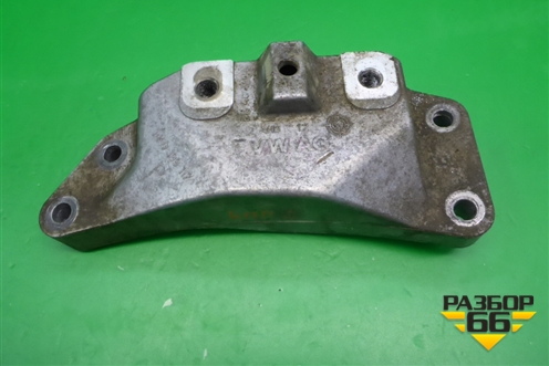 Кронштейн КПП левый ( 1.8л BZB АКПП) (1K0199117) для Volkswagen Passat (B6) с 2005-2010г