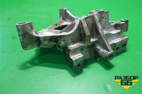 Кронштейн двигателя правый (2.2л YD22ETI) для Nissan X-Trail (Т30) с 2000-2007г