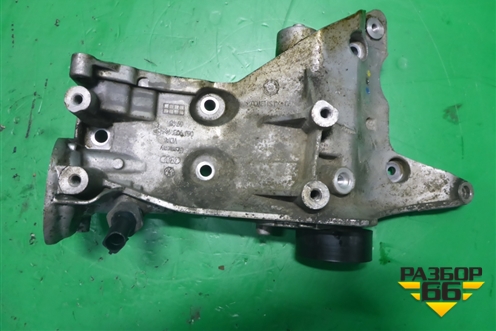 Кронштейн генератора ( 1.8л BZB) (06J903143S) для Volkswagen Passat (B6) с 2005-2010г