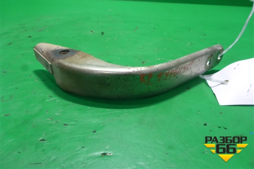 Кронштейн (турбины 1.8л BZB) (06J145536C) для Volkswagen Passat (B6) с 2005-2010г