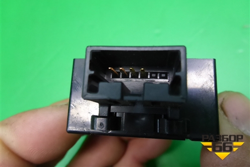 Кнопка (ESP OFF) для Nissan Murano (Z50) с 2002-2008г