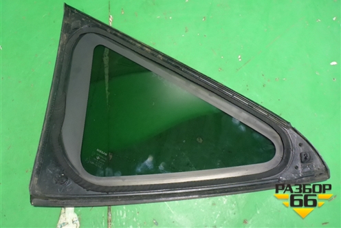 Стекло глухое правое (штатная тонировка) (83300CA000) для Nissan Murano (Z50) с 2002-2008г