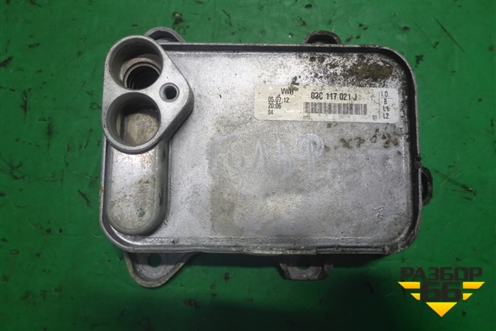 Радиатор масляный (1.4л CAX) (03C117021J) для Volkswagen Golf V Plus с 2005-2014г