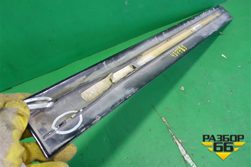 Накладка двери задней правой (A1646902862) для Mercedes Benz GL-Klass X164 с 2006-2012г
