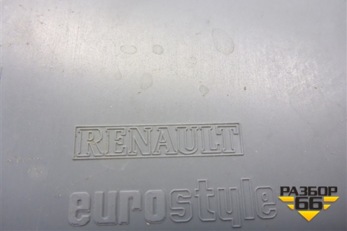 Обшивка стойки задняя верхняя левая (8200447227) для Renault Clio с 1998-2002г