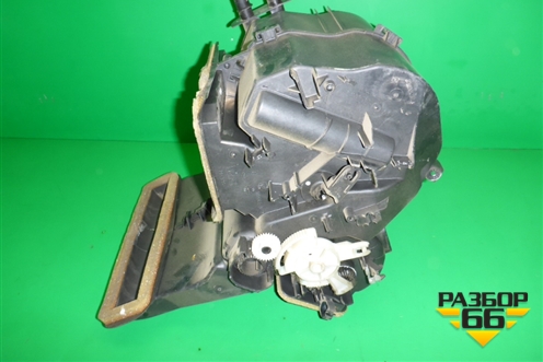 Корпус отопителя (8200390712) для Renault Clio с 1998-2002г