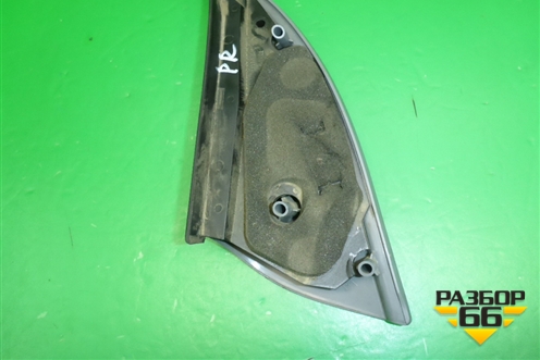 Накладка двери передней правой уголок (7700845733) для Renault Clio с 1998-2002г