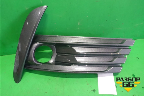 Накладка ПТФ правая (после 2015г) (8148102630) для Toyota Corolla (E18) с 2012-2019г