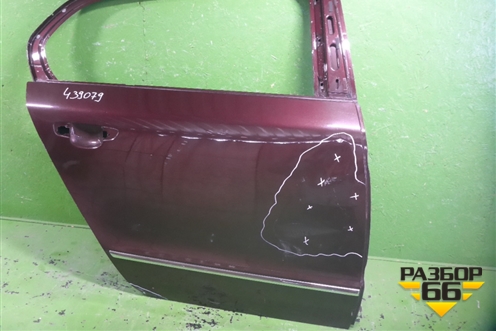 Дверь задняя правая (седан) (3T5833052) для Skoda Superb с 2008-2015г (Суперб)