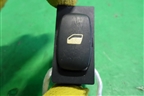 Кнопка стеклоподъёмника (96360166XT) для Peugeot 407 с 2004г